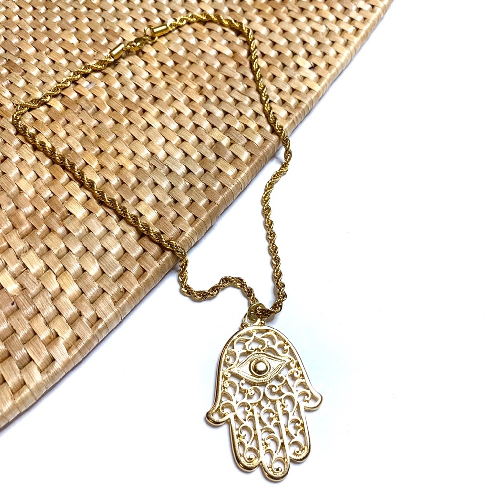SALE!  Hamas Evil Eye Necklace